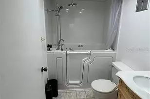 2574 59th Ave S, Saint Petersburg, FL 33712 - Photo 7