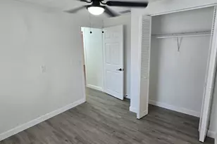 3900 50th Ave N, Saint Petersburg, FL 33714 - Photo 9