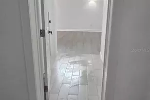 3900 50th Ave N, Saint Petersburg, FL 33714 - Photo 1