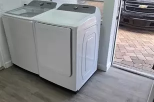 3900 50th Ave N, Saint Petersburg, FL 33714 - Photo 27