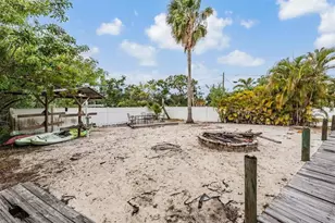 815 NW 2nd Ave, Ruskin, FL 33570 - Photo 67