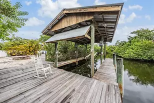 815 NW 2nd Ave, Ruskin, FL 33570 - Photo 69