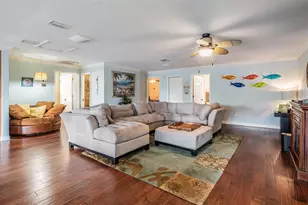 815 NW 2nd Ave, Ruskin, FL 33570 - Photo 17