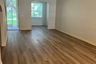 1140 Hillhurst Dr, Wesley Chapel, FL 33543 - Photo 5