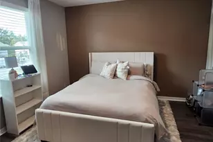 4718 Legendary Oaks St, Tampa, FL 33610 - Photo 17