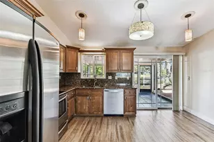 648 Timber Bay Cir E, Oldsmar, FL 34677 - Photo 17