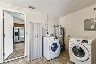 648 Timber Bay Cir E, Oldsmar, FL 34677 - Photo 37