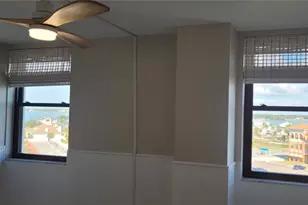 10355 Paradise Blvd, Treasure Island, FL 33706 - Photo 29