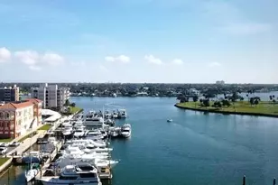 10355 Paradise Blvd, Treasure Island, FL 33706 - Photo 11