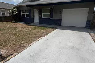 1427 15th St S, Saint Petersburg, FL 33705 - Photo 1