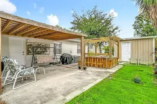 2520 W St John St, Tampa, FL 33607 - Photo 3
