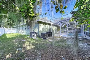 17307 Lockwood Ridge Dr, Tampa, FL 33647 - Photo 9