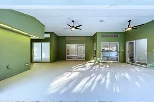 17307 Lockwood Ridge Dr, Tampa, FL 33647 - Photo 83