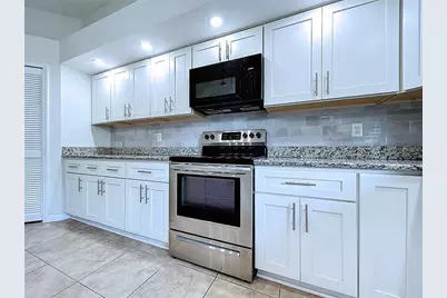 17307 Lockwood Ridge Drive, Tampa, FL 33647 - Photo 25