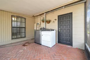 2311 Fern Cir, Tampa, FL 33604 - Photo 35