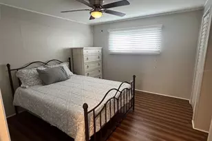 41 Thatch Palm St E, Largo, FL 33770 - Photo 21