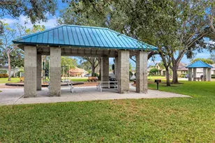 1826 River Watch Blvd, Tarpon Springs, FL 34689 - Photo 39