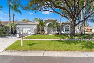 28335 Glade Fern Ct, Wesley Chapel, FL 33543 - Photo 1