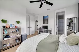 3104 11th St N, Saint Petersburg, FL 33704 - Photo 25