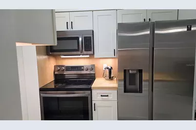 206 Berry Tree Place #206, Brandon, FL 33510 - Photo 3
