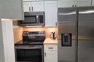 206 Berry Tree Pl, Brandon, FL 33510 - Photo 3