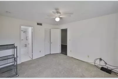 801 83rd Avenue N #118, Saint Petersburg, FL 33704 - Photo 19