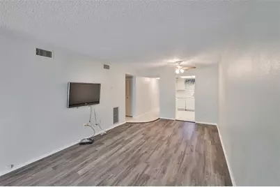 801 83rd Avenue N #118, Saint Petersburg, FL 33704 - Photo 7