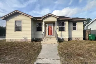 2323 W North B St, Tampa, FL 33609 - Photo 1