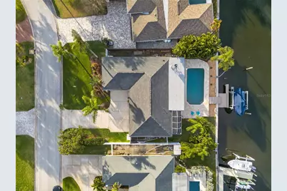 1963 Tanglewood Drive NE, Saint Petersburg, FL 33702 - Photo 37