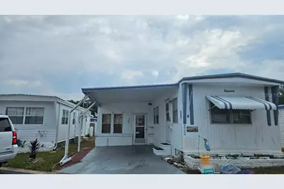 8300 Seminole Boulevard #222, Seminole, FL 33772 - Photo 1