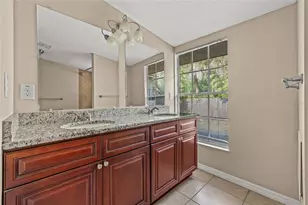 2501 W Gray St, Tampa, FL 33609 - Photo 23