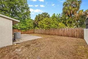 2501 W Gray St, Tampa, FL 33609 - Photo 33