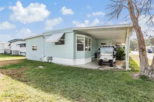 37015 Sandra Ave, Zephyrhills, FL 33542 - Photo 5