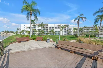 6001 Bahia Del Mar Circle #328, Saint Petersburg, FL 33715 - Photo 39