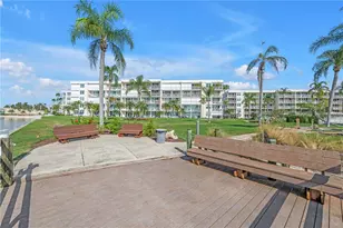 6001 Bahia Del Mar Cir, Saint Petersburg, FL 33715 - Photo 39