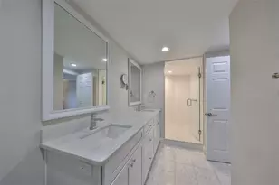 4141 Bayshore Blvd, Tampa, FL 33611 - Photo 21