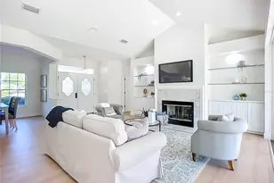 2960 Sandringham Pl, Sarasota, FL 34235 - Photo 3