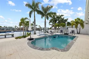 7990 Causeway Blvd S, Saint Pete Beach, FL 33707 - Photo 9