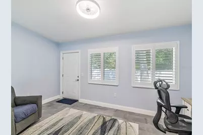 1979 Whitney Oaks Boulevard, Clearwater, FL 33760 - Photo 9