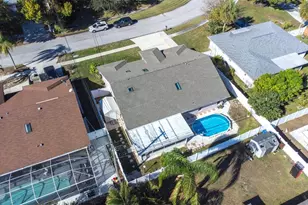 714 Charlotte Ave, Tarpon Springs, FL 34689 - Photo 85