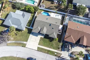 714 Charlotte Ave, Tarpon Springs, FL 34689 - Photo 83