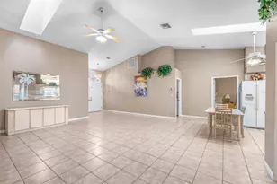 714 Charlotte Ave, Tarpon Springs, FL 34689 - Photo 15