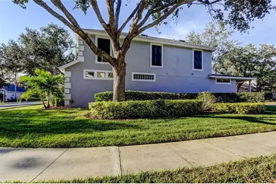 9002 Spring Garden Way, Tampa, FL 33626 - Photo 5