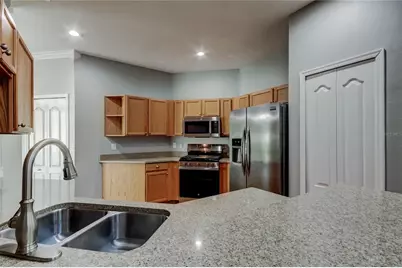 9002 Spring Garden Way, Tampa, FL 33626 - Photo 15