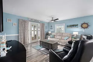 5134 Salmon Dr SE, Saint Petersburg, FL 33705 - Photo 3