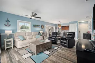 5134 Salmon Dr SE, Saint Petersburg, FL 33705 - Photo 5