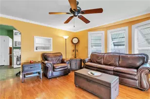 1425 34th Ave N, Saint Petersburg, FL 33704 - Photo 9