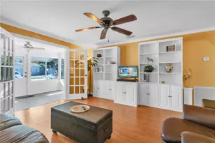 1425 34th Ave N, Saint Petersburg, FL 33704 - Photo 7