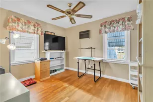 1425 34th Ave N, Saint Petersburg, FL 33704 - Photo 19