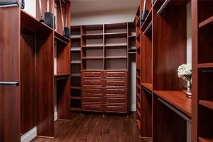 1976 Kansas Ave NE, Saint Petersburg, FL 33703 - Photo 25